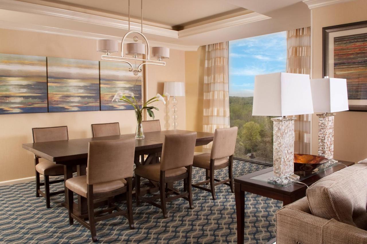 Greenville Marriott Exterior photo